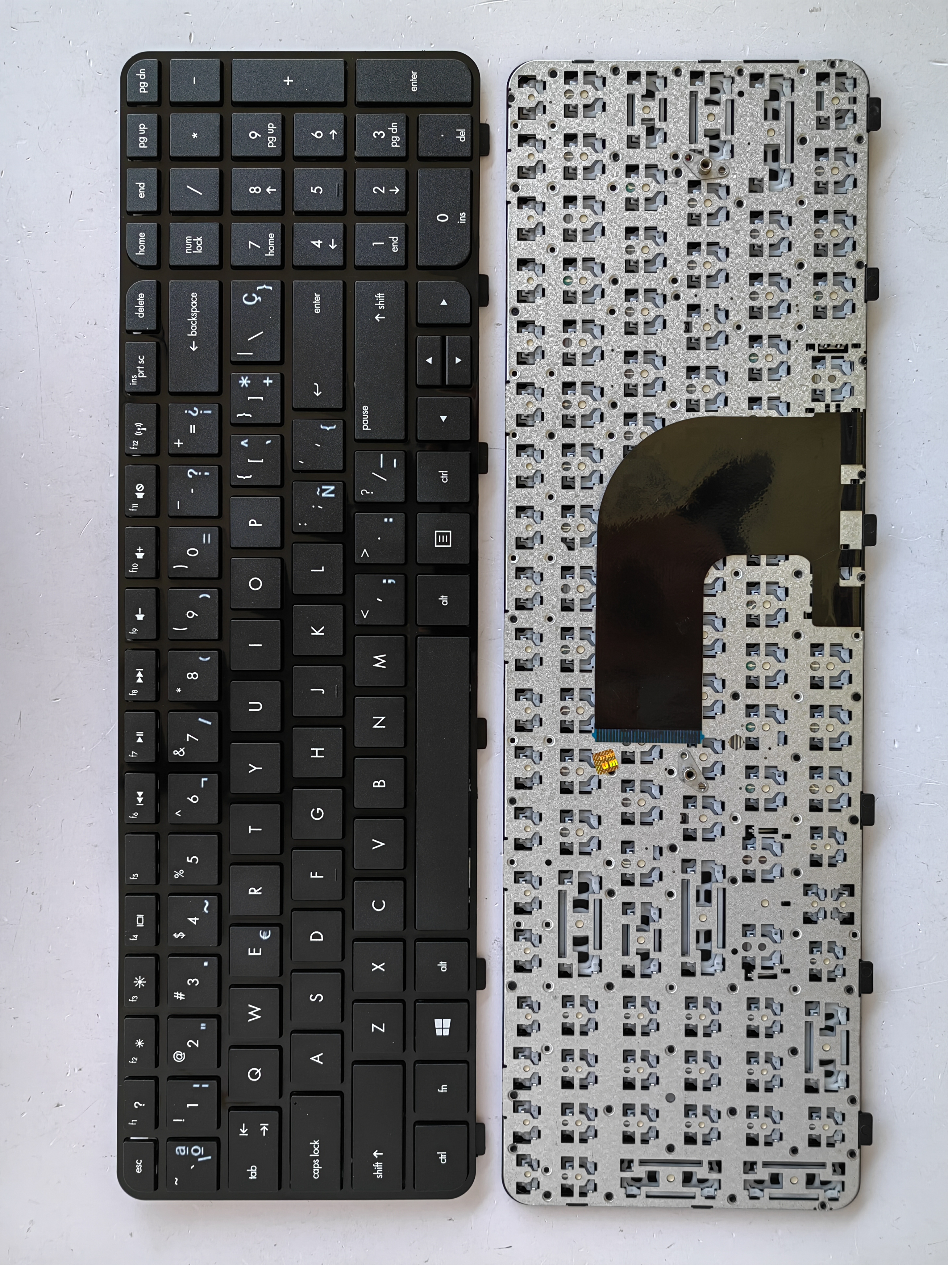 Picture of New Replacement Laptop Keyboard For HP DV6-7000 small carriage return BLACK FRAME BLACK (OEM) SP Layout